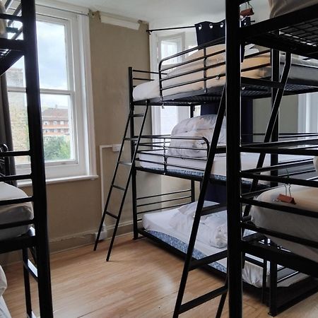 Bell House Hostel ロンドン エクステリア 写真