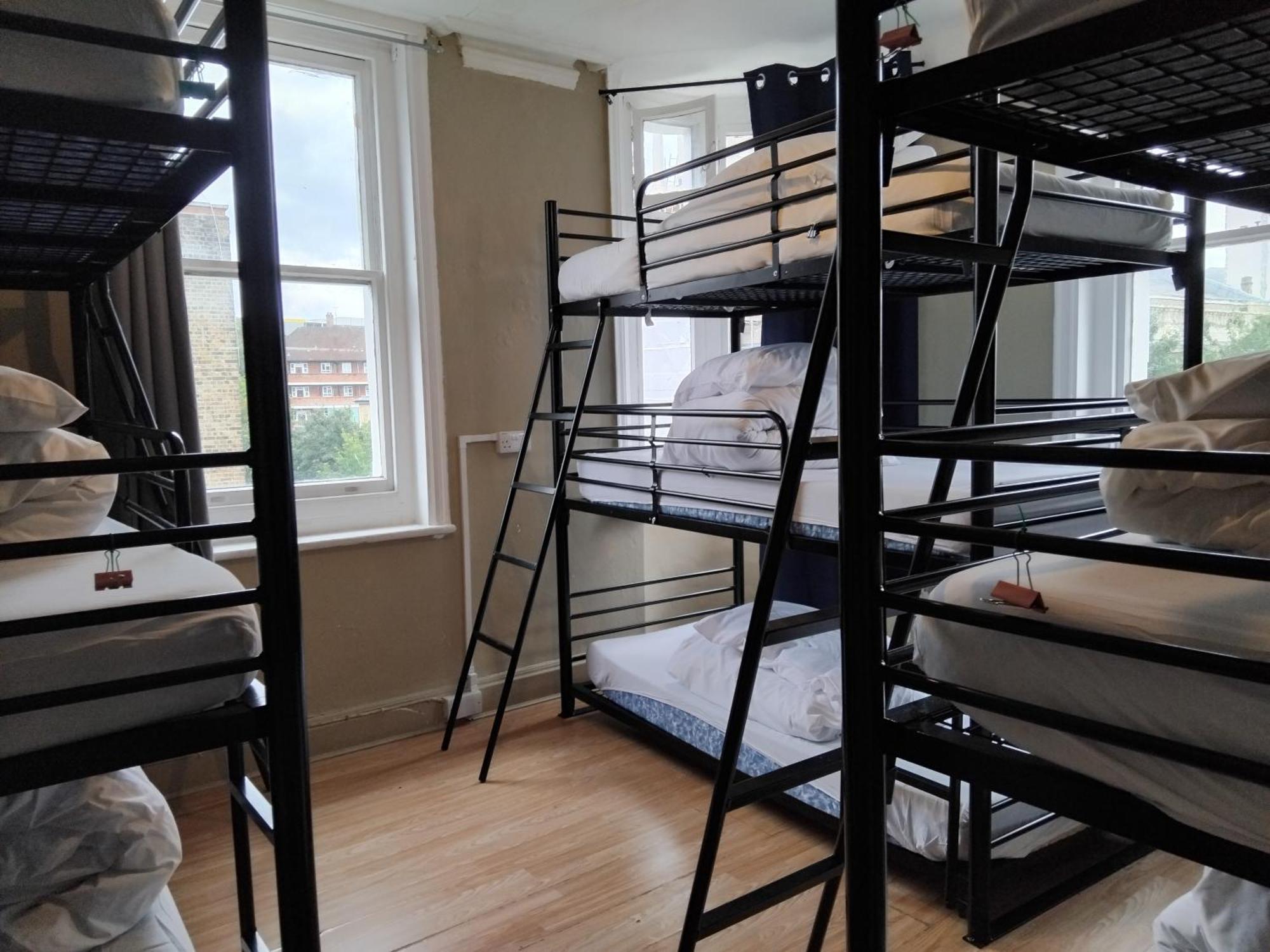 Bell House Hostel ロンドン エクステリア 写真
